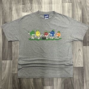 M&M'S Gray‎ T-Shirt with Colorful Characters